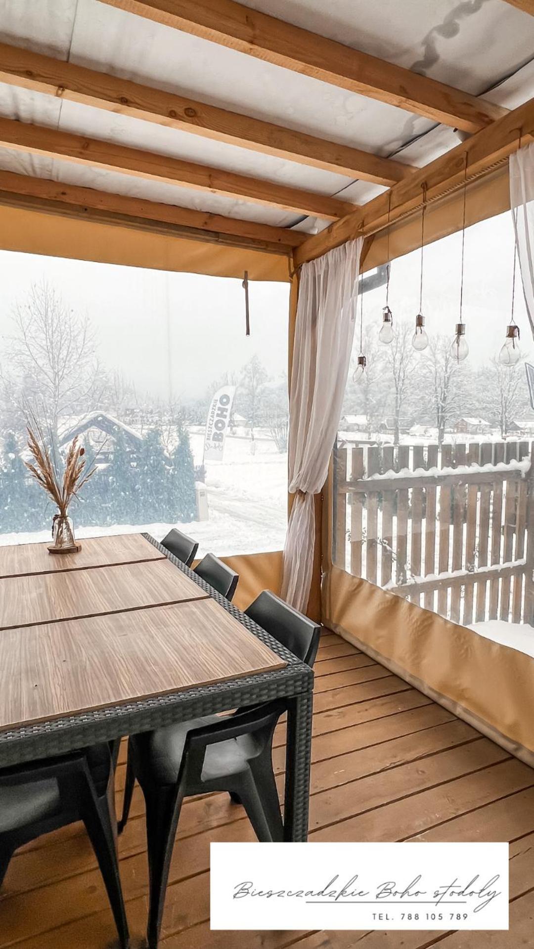 Bieszczadzkie Boho Stodoly Appartement Myczkowce Buitenkant foto